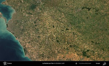 La Roche-sur-Yon. Copernicus Sentinel 'in Ekim 2018' de çekilmiş uydu görüntüsü üzerine Fransa 'nın idari bölgesi.