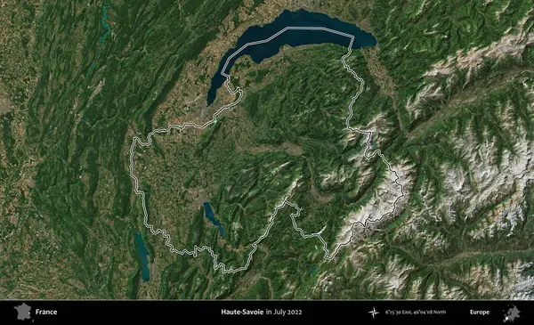 Haute-Savoie. Copernicus Sentinel 'in Temmuz 2022' de çekilen uydu görüntüsünde Fransa 'nın idari bölgesinin ana hatları belirlendi.