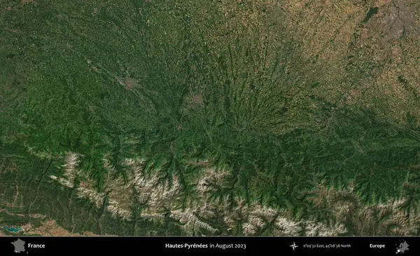 Hautes-Pyrenees 'de. Copernicus Sentinel 'in Ağustos 2023' te çekilmiş uydu görüntüsü üzerine Fransa 'nın idari bölgesi.