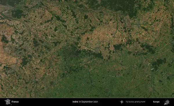Indre. Copernicus Sentinel 'in Eylül 2021' de çekilmiş uydu görüntüsü üzerine Fransa 'nın idari bölgesi.