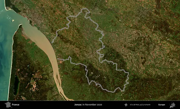 Jonzac. Copernicus Sentinel 'in Kasım 2020' de çekilen uydu görüntüsünde Fransa 'nın idari bölgesinin ana hatları belirlendi.