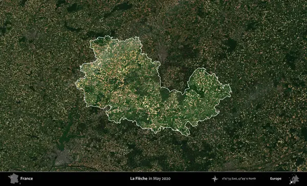 La Fleche. Fransa 'nın idari alanı, Mayıs 2020' de çekilen Kopernik Nöbetçi karolarından oluşan koyu renkli bir uydu görüntüsü üzerinde vurgulandı ve özetlendi.