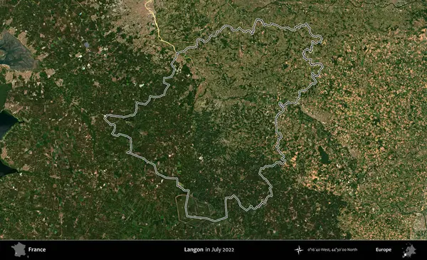 Langon. Copernicus Sentinel 'in Temmuz 2022' de çekilen uydu görüntüsünde Fransa 'nın idari bölgesinin ana hatları belirlendi.