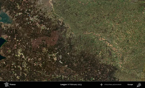 Langon. Copernicus Sentinel 'in Şubat 2023' te çekilmiş uydu görüntüsü üzerine Fransa 'nın idari bölgesi.
