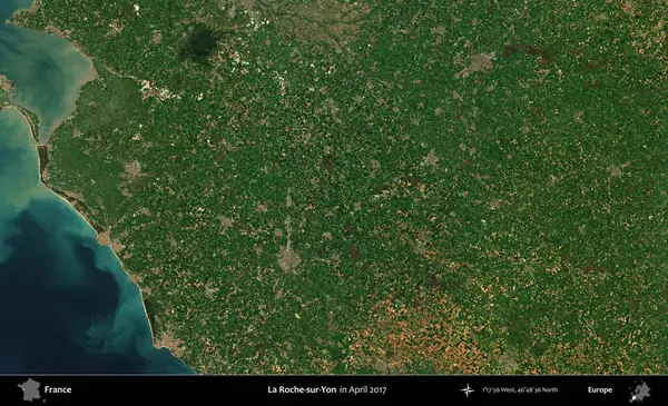 La Roche-sur-Yon. Nisan 2017 'de Copernicus Sentinel karolarından oluşan bir uydu görüntüsü üzerine Fransa' nın idari bölgesi