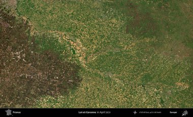 Lot-et-Garonne. Copernicus Sentinel 'in Nisan 2021' de çekilmiş uydu görüntüsü üzerine Fransa 'nın idari bölgesi.
