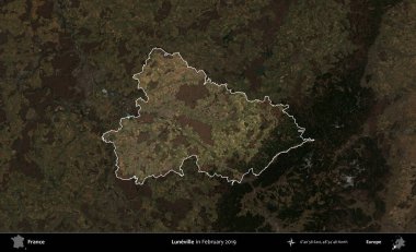 Luneville. Fransa 'nın idari alanı, Şubat 2019' da çekilen Kopernik Sentinel karolarından oluşan koyu renkli bir uydu görüntüsü üzerinde vurgulandı ve özetlendi.
