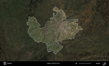 Lyon. Fransa 'nın idari alanı, Mart 2022' de çekilen Kopernik Sentinel karolarından oluşan koyu renkli bir uydu görüntüsü üzerinde vurgulandı ve özetlendi.