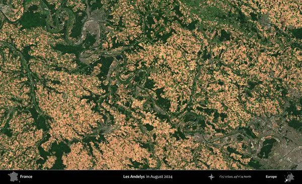 Les Andelys. Copernicus Sentinel 'in Ağustos 2024' te çekilmiş uydu görüntüsü üzerine Fransa 'nın idari bölgesi.