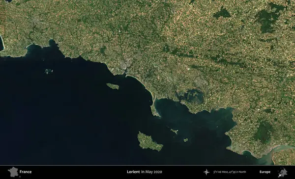 Lorient. Mayıs 2020 'de Copernicus Sentinel karolarından oluşan bir uydu görüntüsü üzerine Fransa' nın idari bölgesi