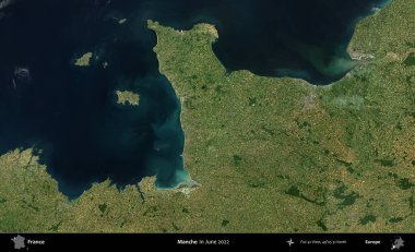 Manche. Copernicus Sentinel 'in Haziran 2022' de çekilmiş uydu görüntüsü üzerine Fransa 'nın idari bölgesi.