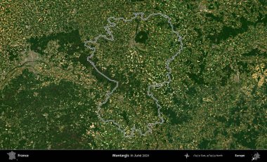 Montargis. Copernicus Sentinel 'in Haziran 2021' de çekilen uydu görüntüsünde Fransa 'nın idari bölgesinin ana hatları belirlendi.