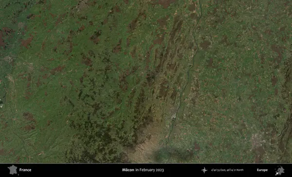 Macon. Copernicus Sentinel 'in Şubat 2023' te çekilmiş uydu görüntüsü üzerine Fransa 'nın idari bölgesi.
