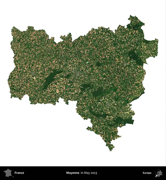 Mayenne. Fransa 'nın idari bölgesi, Mayıs 2023' te çekilen Kopernik Nöbetçi karolarından oluşan bir uydu görüntüsüyle beyaza izole edildi.