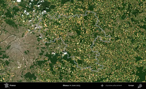 Meaux. Haziran 2023 'te çekilen Copernicus Sentinel karolarından oluşan bir uydu görüntüsünde Fransa' nın idari bölgesinin ana hatları belirlendi.