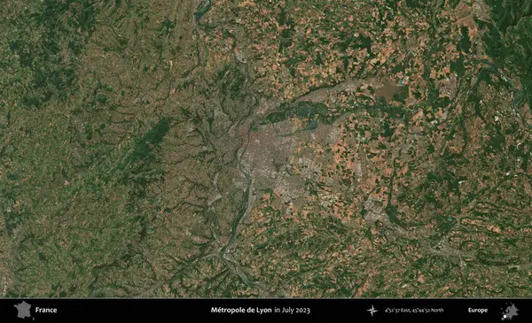 Metropole de Lyon 'da. Copernicus Sentinel 'in Temmuz 2023' te çekilmiş uydu görüntüsü üzerine Fransa 'nın idari bölgesi.