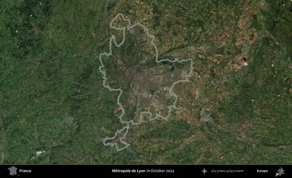 Metropole de Lyon 'da. Copernicus Sentinel 'in Ekim 2024' te çekilen uydu görüntüsünde Fransa 'nın idari bölgesinin ana hatlarını çizdim.