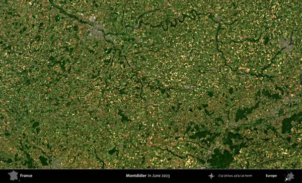 Montdidier. Copernicus Sentinel 'in Haziran 2023' te çekilmiş uydu görüntüsü üzerine Fransa 'nın idari bölgesi.