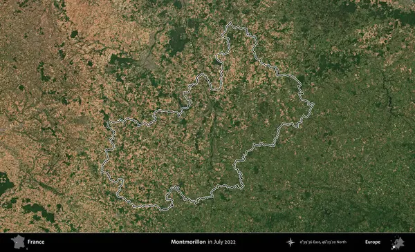 Montmorillon 'da. Copernicus Sentinel 'in Temmuz 2022' de çekilen uydu görüntüsünde Fransa 'nın idari bölgesinin ana hatları belirlendi.