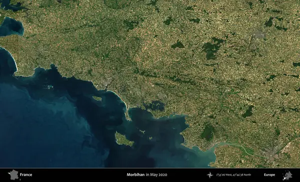 Morbihan. Mayıs 2020 'de Copernicus Sentinel karolarından oluşan bir uydu görüntüsü üzerine Fransa' nın idari bölgesi