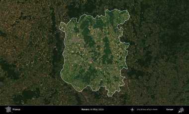 Nevers. Fransa 'nın idari alanı, Mayıs 2020' de çekilen Kopernik Nöbetçi karolarından oluşan koyu renkli bir uydu görüntüsü üzerinde vurgulandı ve özetlendi.