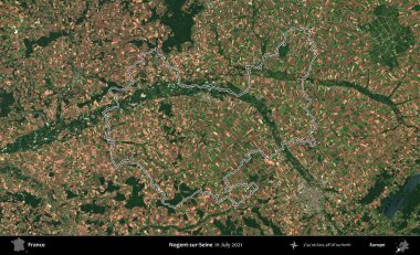 Nogent-sur-Seine. Copernicus Sentinel 'in Temmuz 2021' de çekilen uydu görüntüsünde Fransa 'nın idari bölgesinin ana hatları belirlendi.