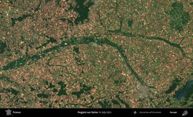 Nogent-sur-Seine. Copernicus Sentinel 'in Temmuz 2021' de çekilmiş uydu görüntüsü üzerine Fransa 'nın idari bölgesi