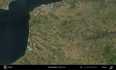 Pas-de-Calais. Copernicus Sentinel 'in Nisan 2021' de çekilmiş uydu görüntüsü üzerine Fransa 'nın idari bölgesi.