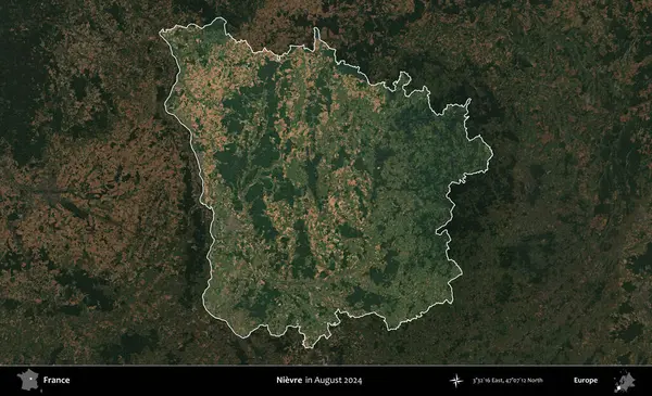 Nievre. Fransa 'nın idari alanı, Ağustos 2024' te çekilen Kopernik Sentinel karolarından oluşan koyu renkli bir uydu görüntüsü üzerinde vurgulandı ve özetlendi.