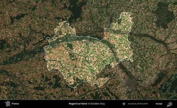 Nogent-sur-Seine. Fransa 'nın idari alanı, Ekim 2023' te çekilen Kopernik Nöbetçi karolarından oluşan koyu renkli bir uydu görüntüsü üzerinde vurgulandı ve özetlendi.