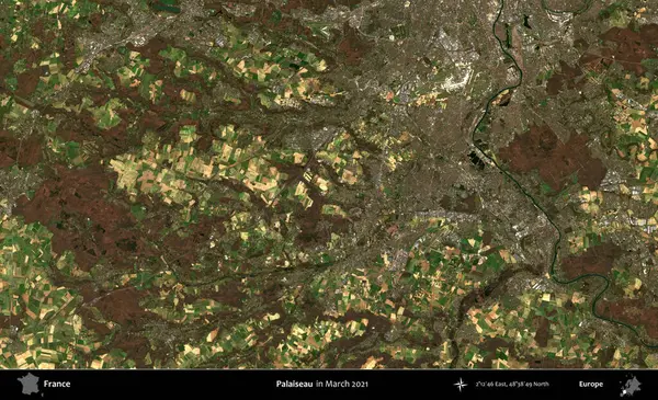 Palaiseau 'da. Copernicus Sentinel 'in Mart 2021' de çekilmiş uydu görüntüsü üzerine Fransa 'nın idari bölgesi.