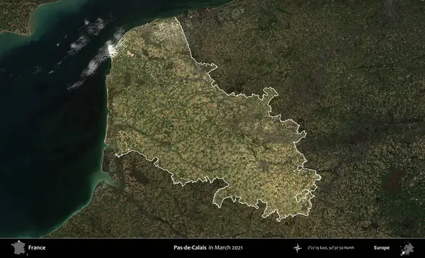 Pas-de-Calais. Fransa 'nın idari alanı, Mart 2021' de çekilen Kopernik Sentinel karolarından oluşan koyu renkli bir uydu görüntüsü üzerinde vurgulandı ve özetlendi.