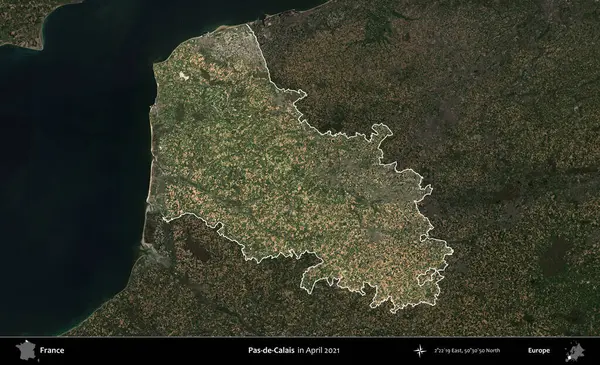Pas-de-Calais. Fransa 'nın idari alanı, Nisan 2021' de çekilen Kopernik Sentinel karolarından oluşan koyu renkli bir uydu görüntüsü üzerinde vurgulandı ve özetlendi.