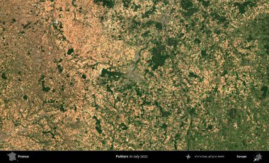 Poitiers. Copernicus Sentinel 'in Temmuz 2022' de çekilmiş uydu görüntüsü üzerine Fransa 'nın idari bölgesi.