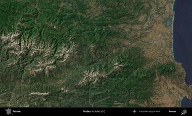Övgü. Copernicus Sentinel 'in Haziran 2017' de çekilmiş uydu görüntüsü üzerine Fransa 'nın idari bölgesi.