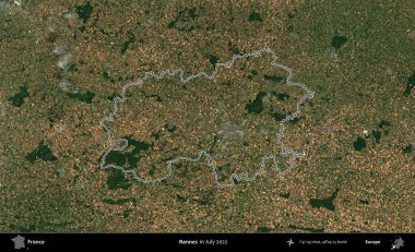 Rennes. Copernicus Sentinel 'in Temmuz 2022' de çekilen uydu görüntüsünde Fransa 'nın idari bölgesinin ana hatları belirlendi.