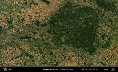 Romorantin-Lanthenay. Copernicus Sentinel 'in Eylül 2021' de çekilmiş uydu görüntüsü üzerine Fransa 'nın idari bölgesi.