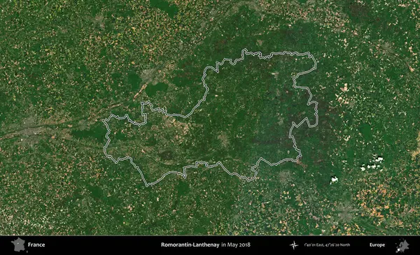 Romorantin-Lanthenay. Mayıs 2018 'de çekilen Copernicus Sentinel karolarından oluşan bir uydu görüntüsünde Fransa' nın idari bölgesinin ana hatlarını çizdim.