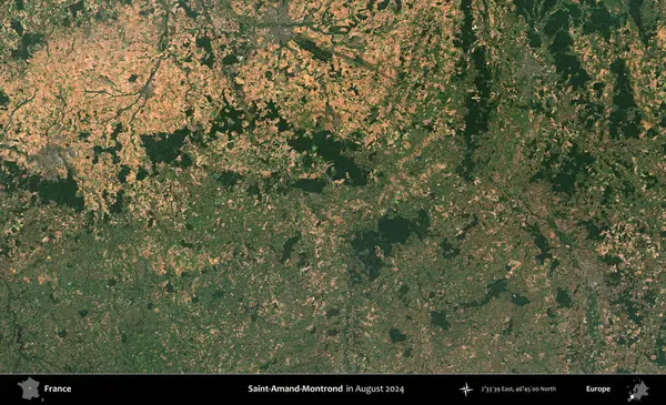 Saint-Amand-Montrond. Copernicus Sentinel 'in Ağustos 2024' te çekilmiş uydu görüntüsü üzerine Fransa 'nın idari bölgesi.