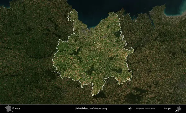 Saint-Brieuc 'de. Fransa 'nın idari alanı, Ekim 2023' te çekilen Kopernik Nöbetçi karolarından oluşan koyu renkli bir uydu görüntüsü üzerinde vurgulandı ve özetlendi.