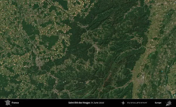 Saint-Die-des-Vosges. Copernicus Sentinel 'in Haziran 2020' de çekilmiş uydu görüntüsü üzerine Fransa 'nın idari bölgesi.