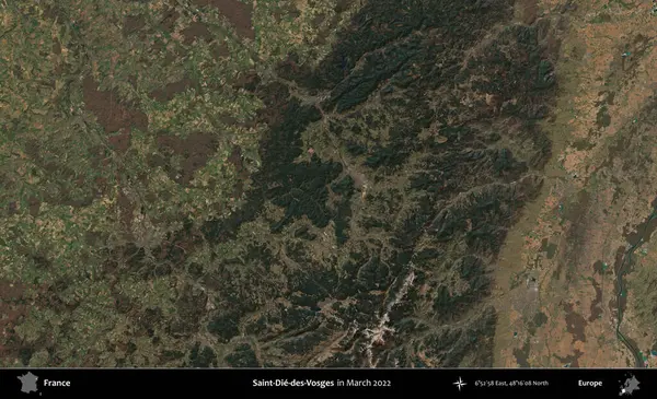 Saint-Die-des-Vosges. Copernicus Sentinel 'in Mart 2022' de çekilmiş uydu görüntüsü üzerine Fransa 'nın idari bölgesi.