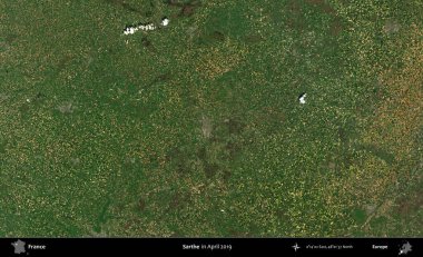 Sarthe. Copernicus Sentinel 'in Nisan 2019' da çekilmiş uydu görüntüsü üzerine Fransa 'nın idari bölgesi.