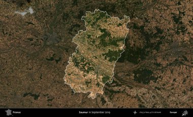 Saumur. Fransa 'nın idari alanı, Eylül 2019' da çekilen Kopernik Nöbetçi karolarından oluşan koyu renkli bir uydu görüntüsü üzerinde vurgulandı ve özetlendi.