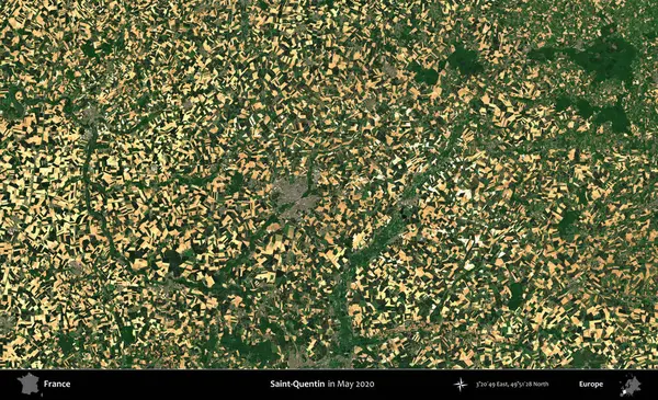 Aziz Quentin. Mayıs 2020 'de Copernicus Sentinel karolarından oluşan bir uydu görüntüsü üzerine Fransa' nın idari bölgesi