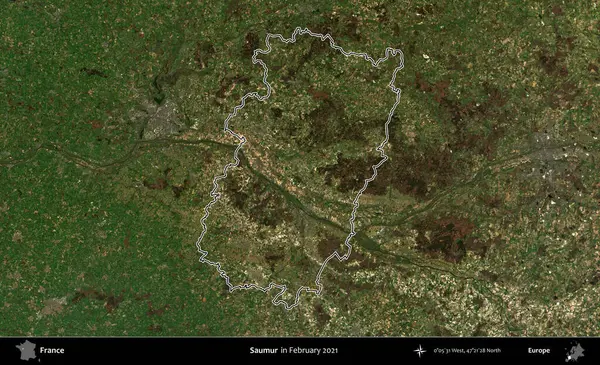 Saumur. Copernicus Sentinel 'in Şubat 2021' de çekilen uydu görüntüsünde Fransa 'nın idari bölgesinin ana hatları belirlendi.