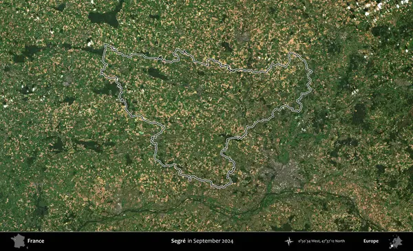 Segre. Eylül 2024 'te çekilen Copernicus Sentinel karolarından oluşan bir uydu görüntüsünde Fransa' nın idari bölgesinin ana hatlarını çizdim.