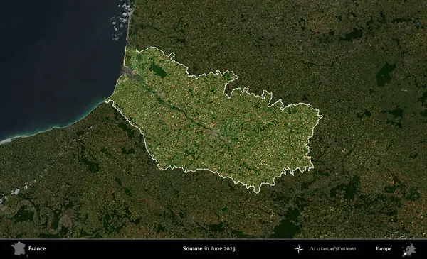 Biraz daha. Fransa 'nın idari alanı, Haziran 2023' te çekilen Kopernik Nöbetçi karolarından oluşan koyu renkli bir uydu görüntüsüyle vurgulandı ve özetlendi.