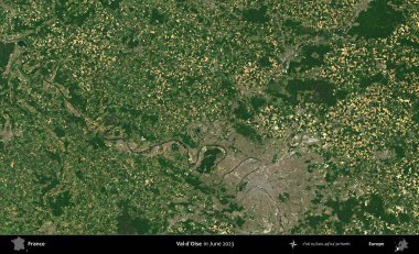 Val-d'Oise. Copernicus Sentinel 'in Haziran 2023' te çekilmiş uydu görüntüsü üzerine Fransa 'nın idari bölgesi.