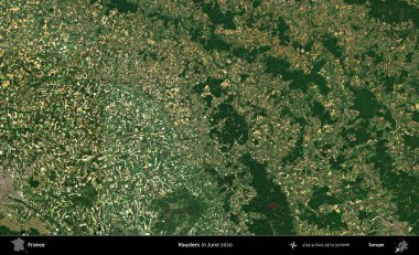 Vouziers. Copernicus Sentinel 'in Haziran 2020' de çekilmiş uydu görüntüsü üzerine Fransa 'nın idari bölgesi.